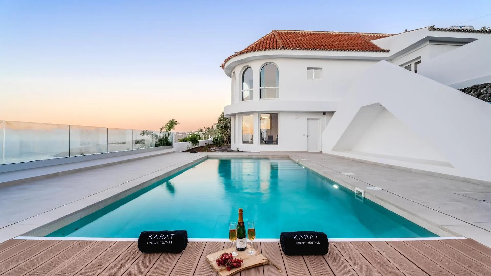 Karat Villa Sound Of The Sea contacts